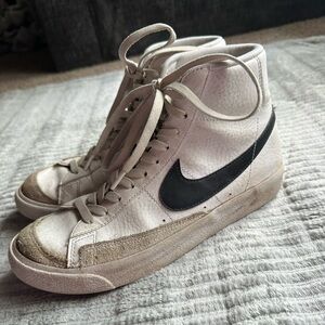 Nike Youth High-Top Sneakers in Beige with Black Swoosh Blazers